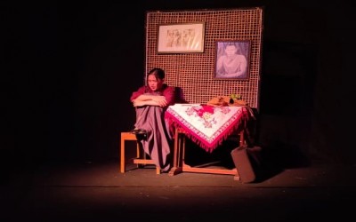 Siswi SMK Negeri 2 Semarang Ukir Sejarah di Panggung Monolog Nasional: Kisah Dira, Sang Juara Pukau Juri dan Ratusan Peserta!