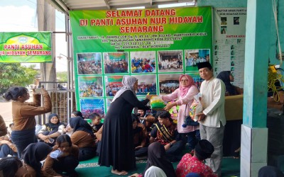 Oskagi Skanida Berbagi: Sentuhan Kasih Siswa SMK Negeri 2 Semarang Hangatkan Panti Asuhan Nur Hidayah